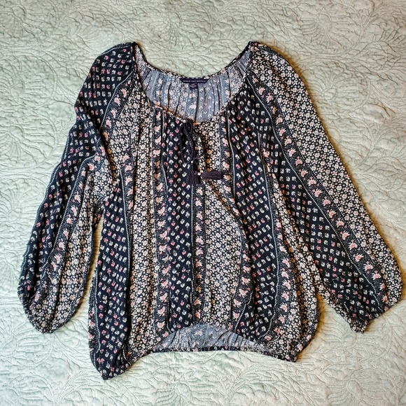 AE top size small flowy and flattering - Picture 4 of 6